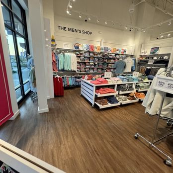 Vineyard Vines - Accessories Near Me - Antioch, Tennessee Vineyard Vines - Accessories Near Me - Antioch, Tennessee