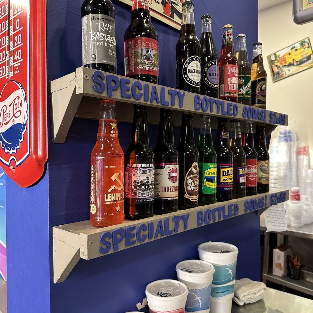 Scoopers - Decor / cash register area - Burgers Near Me - Reno, Nevada