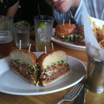 R+D Kitchen - cheesburger - New American Near Me - Santa Monica, California R+D Kitchen - cheesburger - New American Near Me - Santa Monica, California