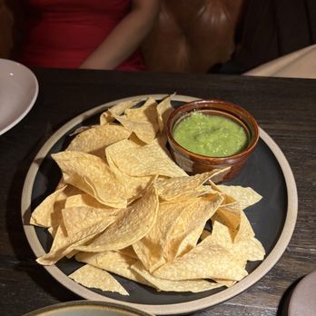 Quemar - Chips and Salsa - Latin American Near Me - Virginia Beach, Virginia