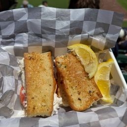 crab sandwich
