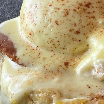 La Maison Cafe - Egg-Benedict - I warn you it's out of the world experience - AND - it's BIG!!! - Breakfast & Brunch Near Me - Newport, Oregon