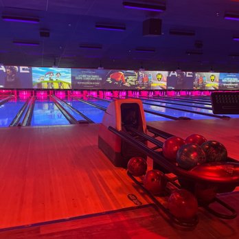 Bowlero Webster - Lanes - Bowling Near Me - Webster, Texas Bowlero Webster - Lanes - Bowling Near Me - Webster, Texas
