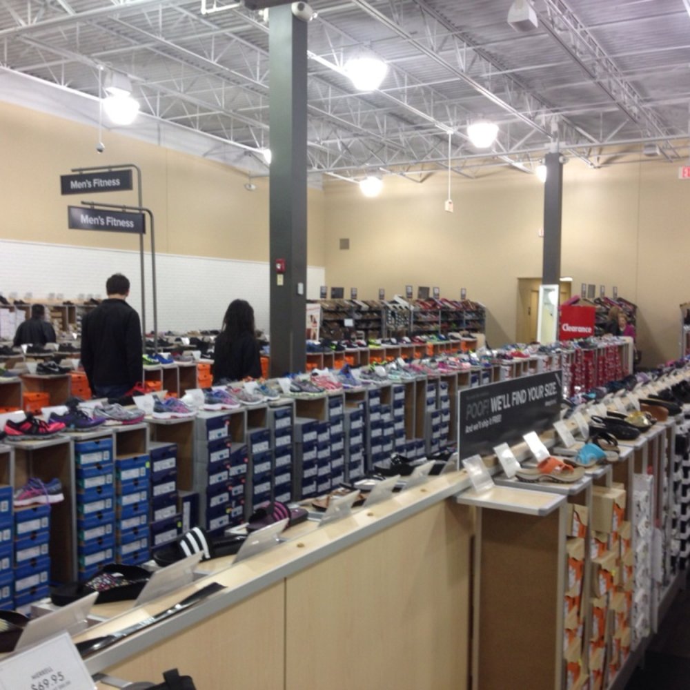 DSW Designer Shoe Warehouse - Men's shoes - Shoe Stores Near Me - San Antonio, Texas DSW Designer Shoe Warehouse - Men's shoes - Shoe Stores Near Me - San Antonio, Texas