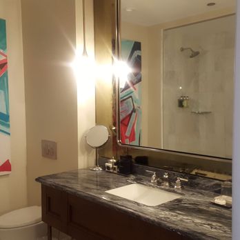 Sophy Hyde Park - Note artwork and detailed finishes. - Hotels Near Me - Chicago, Illinois