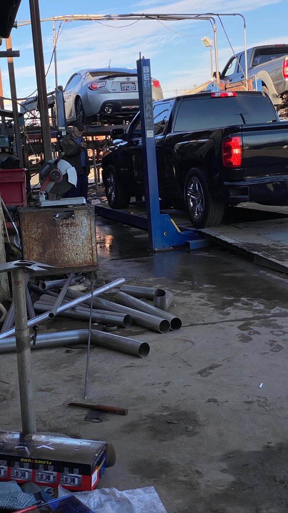 BOB’S MUFFLER 56 Photos & 73 Reviews Auto Parts & Supplies 1230 E