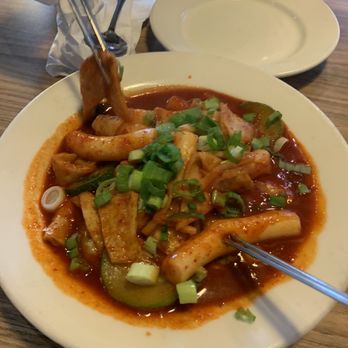 Ahjoomah's Apron - Dddukboki - Korean Near Me - Chicago, Illinois