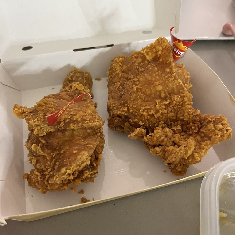 Jollibee - Wrong order - Filipino Near Me - West Covina, California Jollibee - Wrong order - Filipino Near Me - West Covina, California