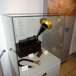 Otto-von-Bismarck-Stiftung - Friedrichsruh - Otto-von-Bismarck-Stiftung - Ausstellung im Alten Bahnhof