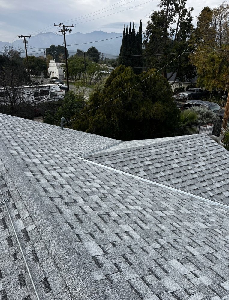 Slide of Artizmo Builders