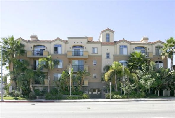 Westside Villas Apartments by null