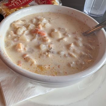 Doogers Seafood & Grill - Clam Chowder - Seafood Near Me - Seaside, Oregon