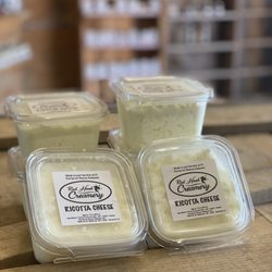 Hill-N-Hollow Farm - Our own Ricotta cheese !