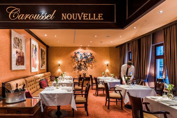 Caroussel Nouvelle by null