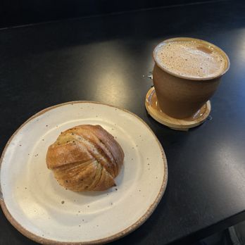 elaichi co. - Elachi bun and karak (dream combo) - Coffee & Tea Near Me - Berkeley, California elaichi co. - Elachi bun and karak (dream combo) - Coffee & Tea Near Me - Berkeley, California