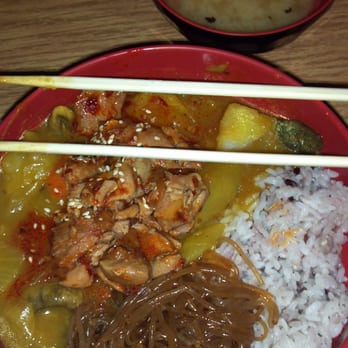 Koriente - Spicy chicken yellow curry; half rice & half noodles... - Asian Fusion Near Me - Austin, Texas Koriente - Spicy chicken yellow curry; half rice & half noodles... - Asian Fusion Near Me - Austin, Texas