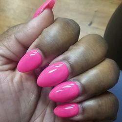 Trendy Nail Spa - Ugly horrible job