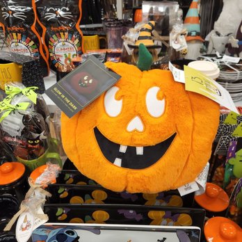 Marshalls - Second day of August 2022 and Marshalls is Halloween ready! - Department Stores Near Me - Brooklyn, New York Marshalls - Second day of August 2022 and Marshalls is Halloween ready! - Department Stores Near Me - Brooklyn, New York