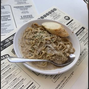 Pop's For Italian - Italian Near Me - Ferndale, Michigan