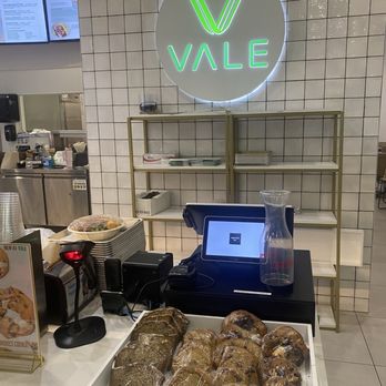 Vale Healthy Kitchen - Acai Bowls Near Me - Pinecrest, Florida