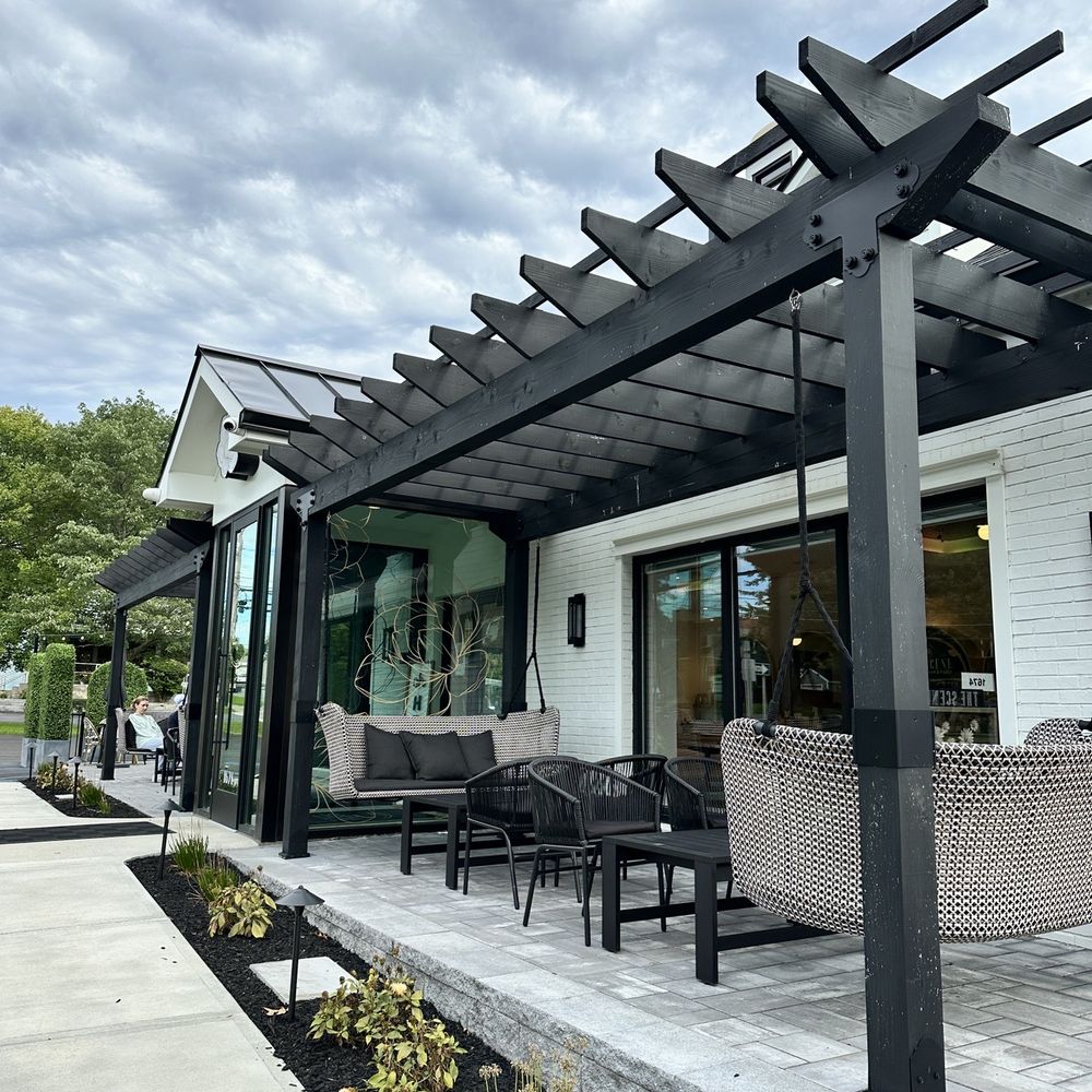 The Scene - Outside seating - Coffee & Tea Near Me - Albany, New York The Scene - Outside seating - Coffee & Tea Near Me - Albany, New York