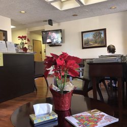 Arcadia Outpatient Surgery Center - Waiting area