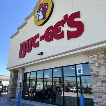 Buc-ee's - Convenience Stores Near Me - Berthoud, Colorado