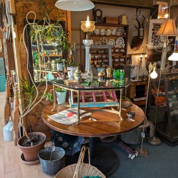 A Picker's Find - Antiques Near Me - Honesdale, Pennsylvania