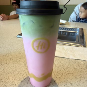 Haidilao Hotpot - Strawberry Coconut Smoothie 草莓椰椰奶盖 - Hot Pot Near Me - San Diego, California Haidilao Hotpot - Strawberry Coconut Smoothie 草莓椰椰奶盖 - Hot Pot Near Me - San Diego, California