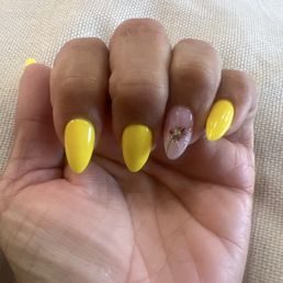Gel X with dandelion Gel X with dandelion