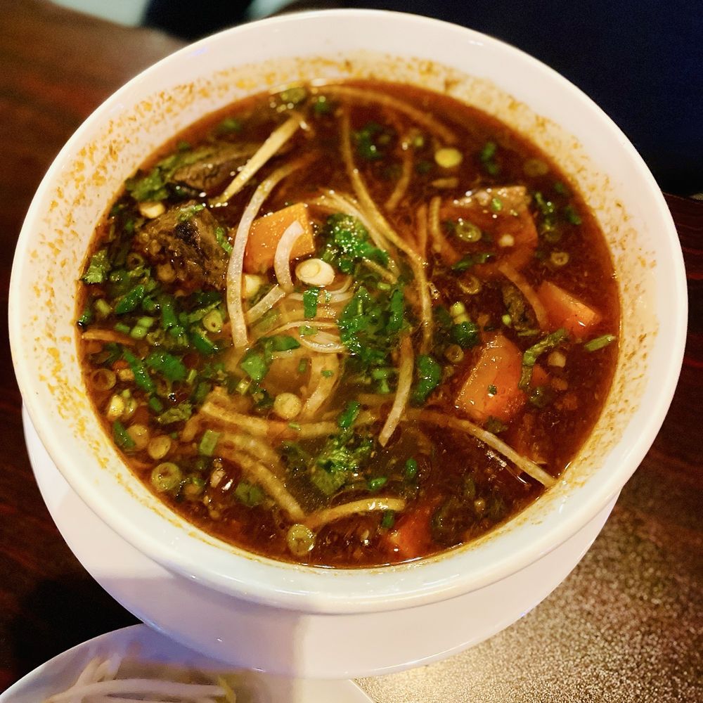 IPho - Beef stew pho (Vietnamese beef stew with carrot noodle soup) - really good - Vietnamese Near Me - New Paltz, New York IPho - Beef stew pho (Vietnamese beef stew with carrot noodle soup) - really good - Vietnamese Near Me - New Paltz, New York