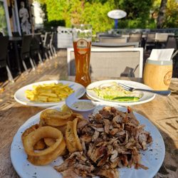 Grill zum Griechen - Gyros und Calamari