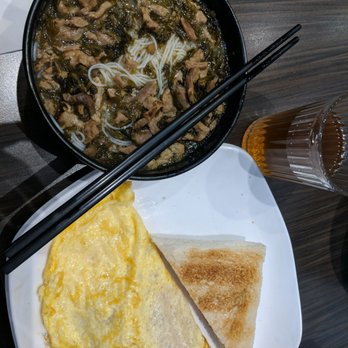 Pine House Cafe - Breakfast combo with ham omlette and toast. $7.50 - Cafes Near Me - Toronto, Ontario