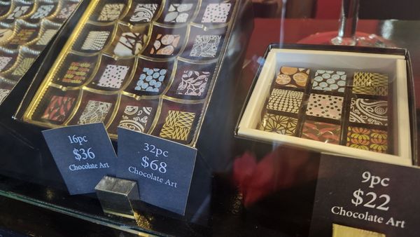 Romanicos Chocolate by null