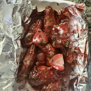 Cheessteaks - Strawberry hot honey wings - Cheesesteaks Near Me - Kenilworth, New Jersey