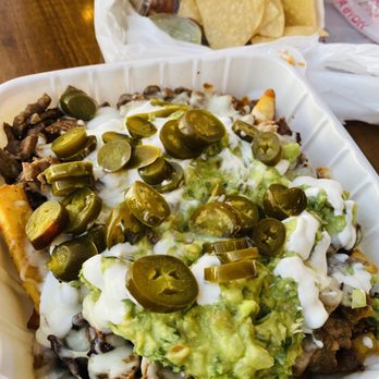 La Parrilla Taqueria - WOW! PERFECT Asada Fries!!! - Mexican Near Me - Atascadero, California