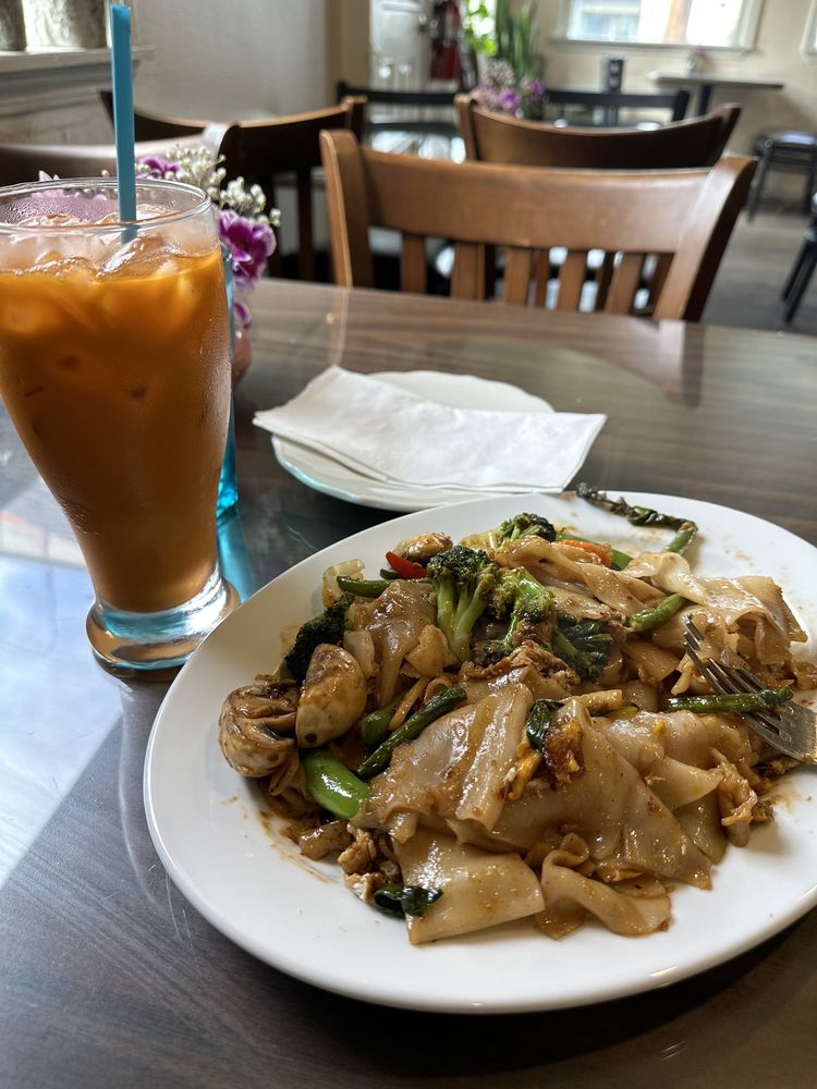 Grandma Thai Cuisine