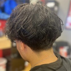 Salon Bellarosa - Low taper fade book with Kirsten