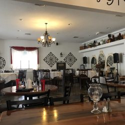 Maraya At Sabrina's Restaurant - Cute decor