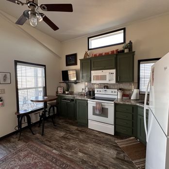 Cerca Del Cielo - 2.15.2015 - Bed & Breakfast Near Me - Alpine, Texas Cerca Del Cielo - 2.15.2015 - Bed & Breakfast Near Me - Alpine, Texas