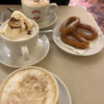 Granja Viader - Breakfast & Brunch Near Me - Barcelona, B