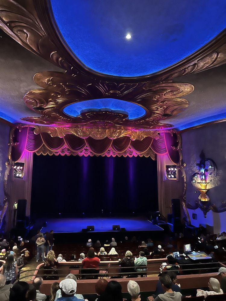 CREST THEATRE - Updated February 2026 - 748 Photos & 377 Reviews - 1013 ...