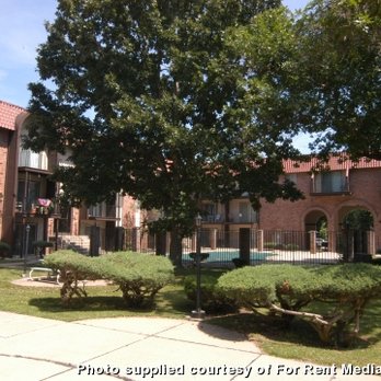 Florentine Apartment Community - Apartments Near Me - Omaha, Nebraska Florentine Apartment Community - Apartments Near Me - Omaha, Nebraska