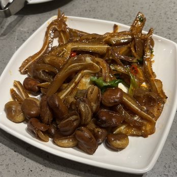 Haidilao Hotpot Flushing - Starter brought by waiter. Pig ear - Hot Pot Near Me - Flushing, New York