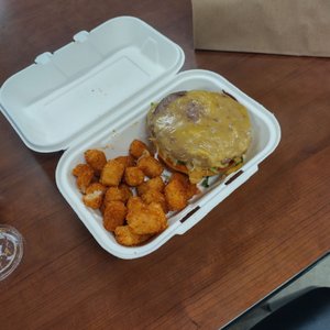 OVER/UNDER SPORTS BAR - 70 Photos & 26 Reviews - 2723 N Halsted St ...