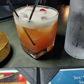 HopnWich - Jingle Berry Holiday Drink - Beer Bar Near Me - Conway, South Carolina HopnWich - Jingle Berry Holiday Drink - Beer Bar Near Me - Conway, South Carolina