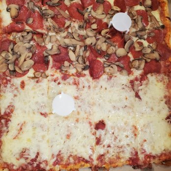 Pizza King - pepperoni, mushrooms, and cheese - Pizza Near Me - Munhall, Pennsylvania