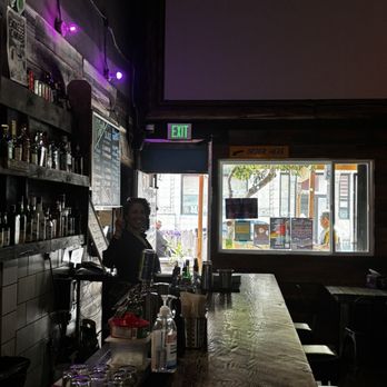 The Hatch Oakland - Gastropubs Near Me - Oakland, California