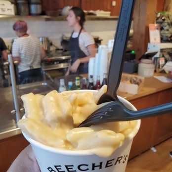 Beecher's Handmade Cheese - Mmm mmm Mac N Cheese. - Cheese Shops Near Me - Seattle, Washington Beecher's Handmade Cheese - Mmm mmm Mac N Cheese. - Cheese Shops Near Me - Seattle, Washington