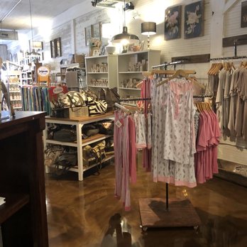 The Cotton Boll - Women's Clothing Near Me - Laurel, Mississippi